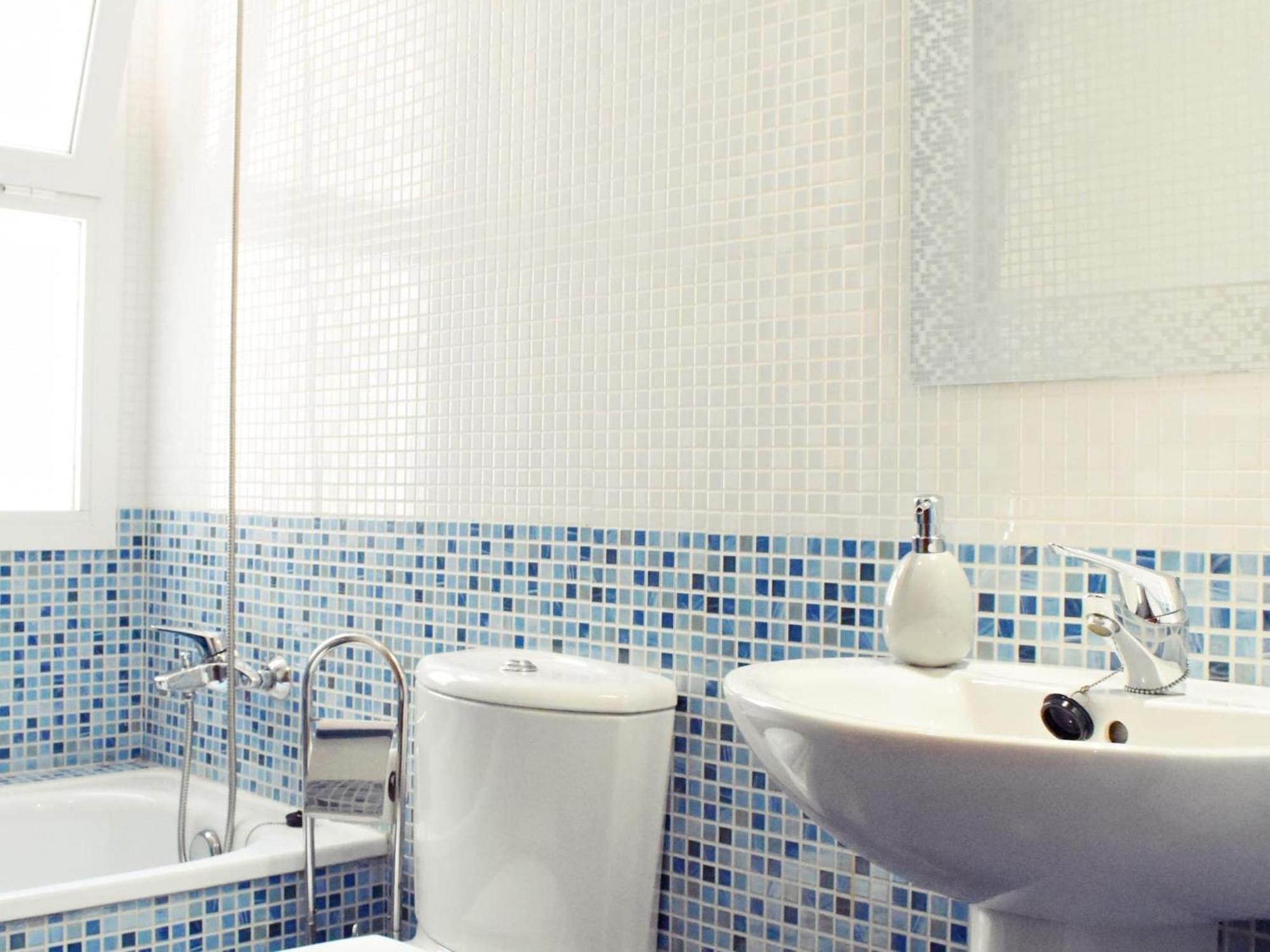 Fabuloso Apartamento Junto Al Soho Con Parking Privado Málaga Kültér fotó